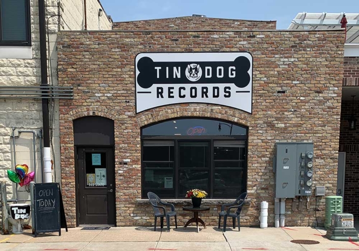 Tin Dog Records | Beloit Wisconsin